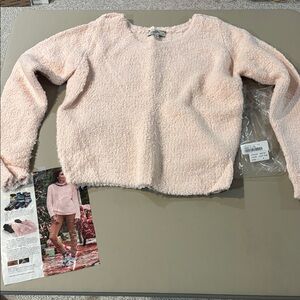 Camellia Women's Cozy “Ooh, Yes!” Pink SweaterNWT Size Small